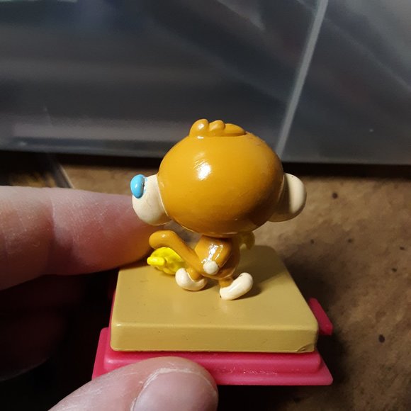 Daisy Lovers Rukki Monkey Mascot Mini Figure Bandai Japan 1998 RARE Narumiya - Picture 4 of 11